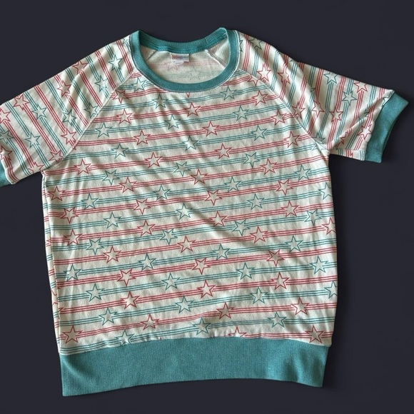 LuLaRoe Patriotic Star Tee – Size M - Picture 3 of 7
